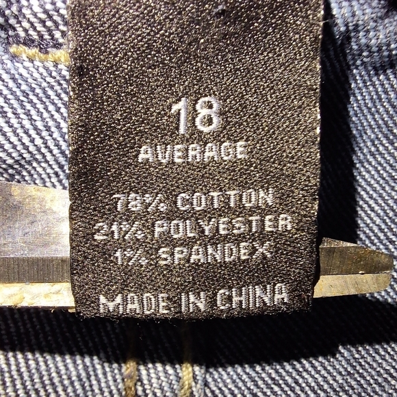 Lane Bryant Lightly Flared lightly distressed Denim Jeans in a size 18. Pre-love - Picture 10 of 12